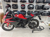 BAGA TẤM CBR150R CNC GẮN THÙNG